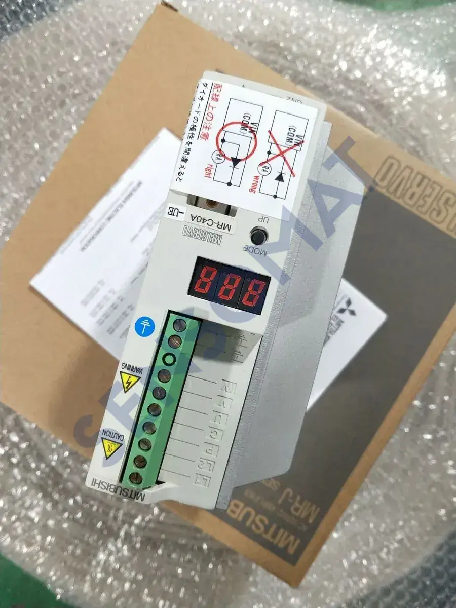 MR-C40A-UE MITSUBISHI SERVO SÜRÜCÜ
