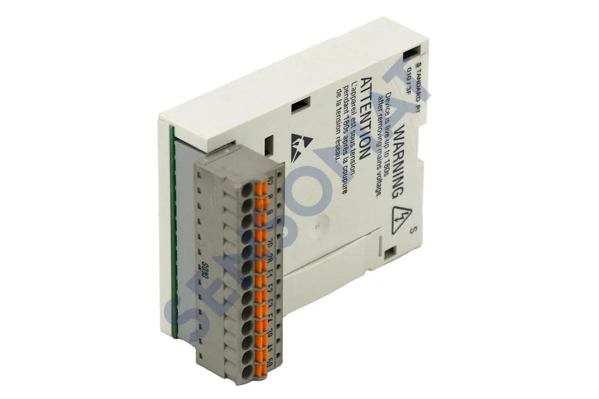 E82ZAFSC010 LENZE Inverters